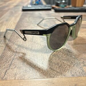 Oakley HSTN Metal Black and Green